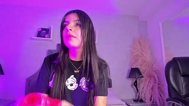 KarelyMitchel online show from February 2026 01:01:02 PM