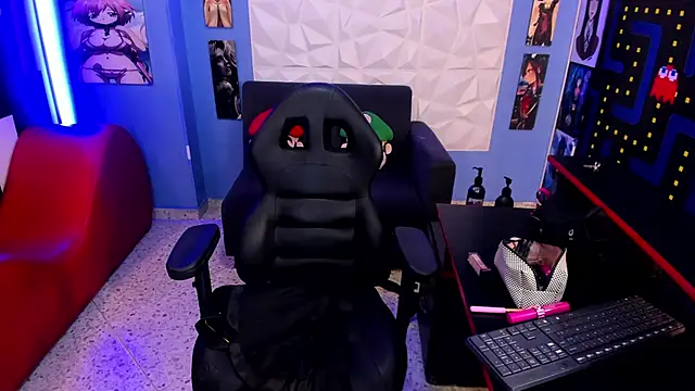 Snapshot of Red_Deevil chatting on March 2026 10:27:02 PM Red Deevil online show from March 2026 10:27:02 PM