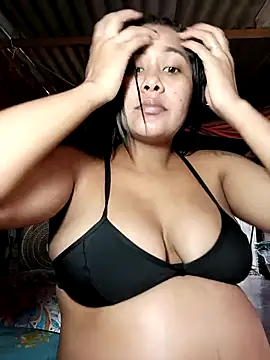 Snapshot of Eira_Allen chatting on February 2026 06:11:02 PM Eira Allen online show from February 2026 06:11:02 PM