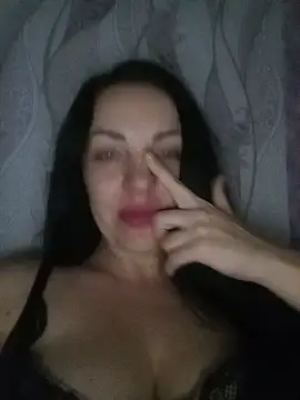 Oliviya cox online show from February 2026 10:13:02 PM