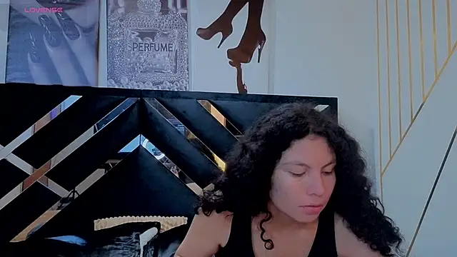 Zoe-yanin online show from April 2026 07:03:02 PM