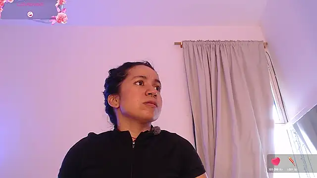 Snapshot of chiarafustox chatting on February 2026 08:02:01 PM chiarafustox online show from February 2026 08:02:01 PM