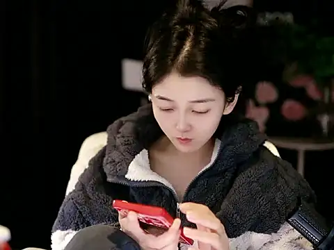 xiaomoli928 online show from March 2026 12:52:01 PM