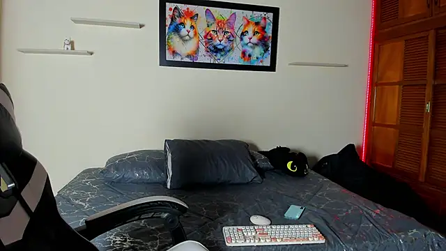 Snapshot of meredit_cris23 chatting on February 2026 01:11:02 AM meredit cris23 online show from February 2026 01:11:02 AM