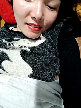 Snapshot of Marui-1 chatting on February 2026 12:59:02 PM Marui-1 online show from February 2026 12:59:02 PM