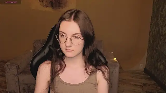 Snapshot of VixenLight chatting on February 2026 09:47:02 AM VixenLight online show from February 2026 09:47:02 AM