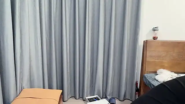 Snapshot of No_1MiaoMiao-Kk chatting on February 2026 12:10:02 PM No 1MiaoMiao-Kk online show from February 2026 12:10:02 PM