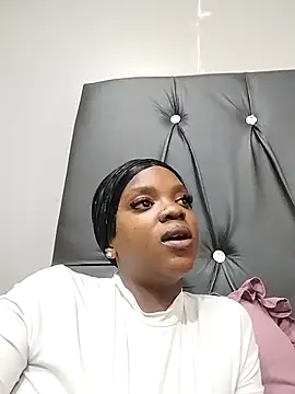 Snapshot of FlameZee chatting on February 2026 10:33:02 AM FlameZee online show from February 2026 10:33:02 AM