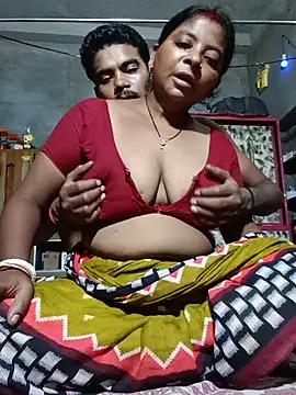 Snapshot of Fetish-Couple2 chatting on June 2026 02:23:01 AM Fetish-Couple2 online show from June 2026 02:23:01 AM