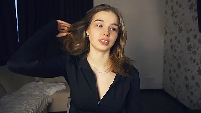 Snapshot of EarthaStinett chatting on February 2026 12:31:01 PM EarthaStinett online show from February 2026 12:31:01 PM