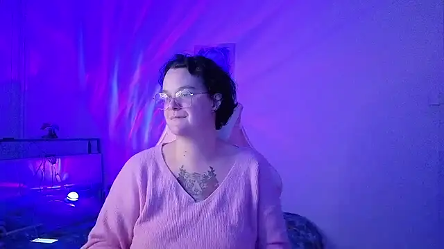 Snapshot of lunatigre4 chatting on February 2026 07:17:02 PM lunatigre4 online show from February 2026 07:17:02 PM