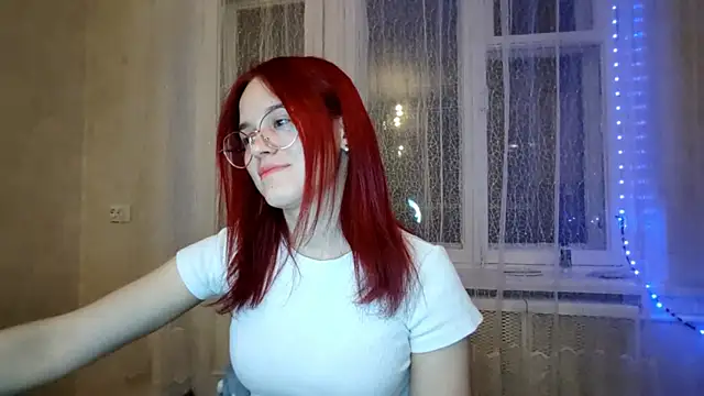 Snapshot of CalandraRolon chatting on February 2026 06:08:01 PM CalandraRolon online show from February 2026 06:08:01 PM