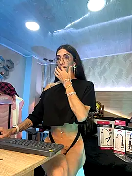 kylliefox  online show from September 2025 01:15:02 PM