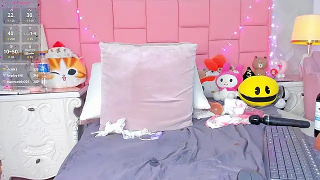 dolly kitter online show from April 2026 11:42:01 PM