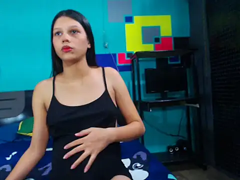 Snapshot of analyn-2027 chatting on February 2026 10:37:02 PM analyn-2027 online show from February 2026 10:37:02 PM