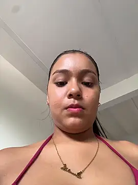 Snapshot of Baby_morena12 chatting on June 2026 04:33:01 PM Baby morena12 online show from June 2026 04:33:01 PM