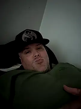 Flyrock69 online show from April 2026 09:32:01 PM