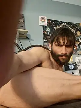 Snapshot of TrndSettr chatting on February 2026 11:47:02 PM TrndSettr online show from February 2026 11:47:02 PM