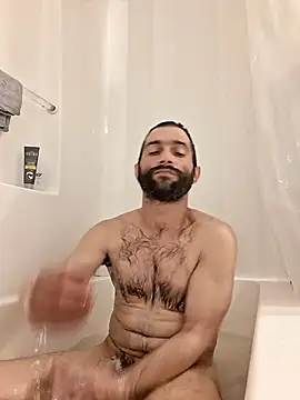 Snapshot of TrndSettr chatting on February 2026 10:48:02 PM TrndSettr online show from February 2026 10:48:02 PM