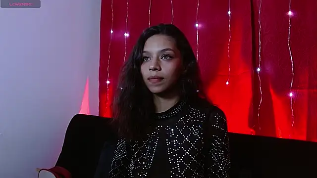 Ambersweet At online show from March 2026 04:40:01 AM