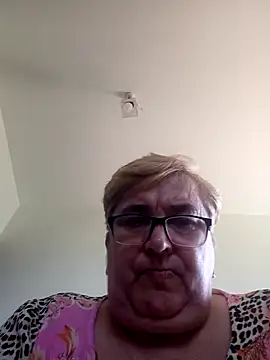 SusanStar874 online show from April 2026 12:46:01 PM