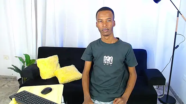 Snapshot of gusy_18 chatting on February 2026 08:56:02 PM gusy 18 online show from February 2026 08:56:02 PM