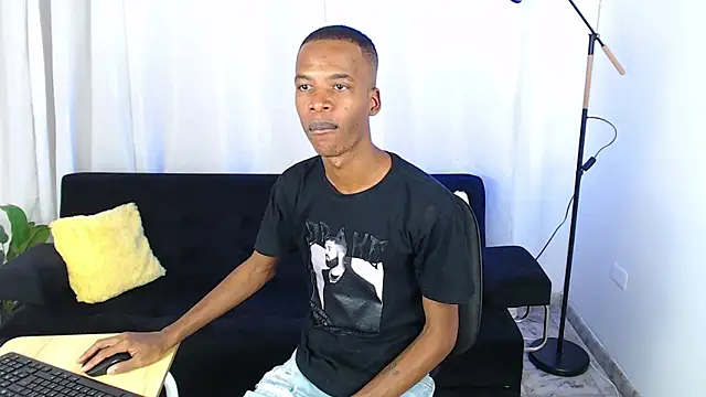 Snapshot of gusy_18 chatting on February 2026 08:24:01 PM gusy 18 online show from February 2026 08:24:01 PM