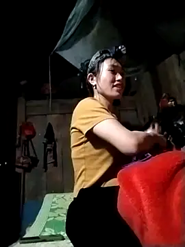 Snapshot of bemupcute chatting on February 2026 12:15:01 PM bemupcute online show from February 2026 12:15:01 PM