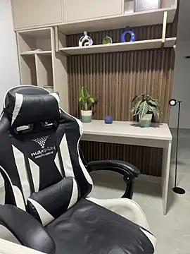 ChrissBlacks online show from March 2026 11:43:01 PM