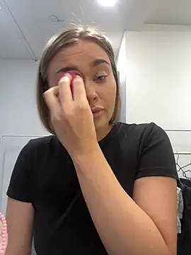 Snapshot of MonicaWestt chatting on February 2026 07:03:02 AM MonicaWestt online show from February 2026 07:03:02 AM