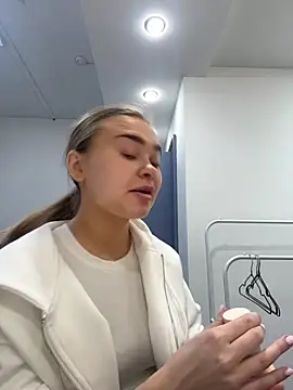 MonicaWestt online show from March 2026 06:06:02 AM