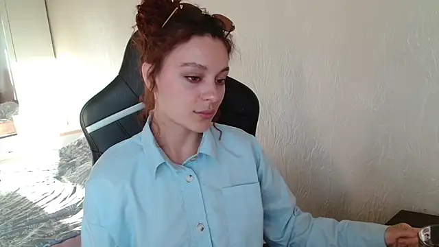Snapshot of Eva_Avea chatting on May 2026 03:28:01 PM Eva Avea online show from May 2026 03:28:01 PM