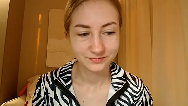 BluueSilk online show from February 2025 06:08:02 AM