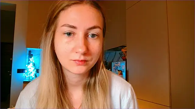 Snapshot of BluueSilk chatting on February 2026 06:37:01 AM BluueSilk online show from February 2026 06:37:01 AM