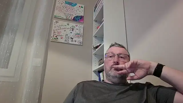 doudou310 online show from March 2026 04:53:02 AM