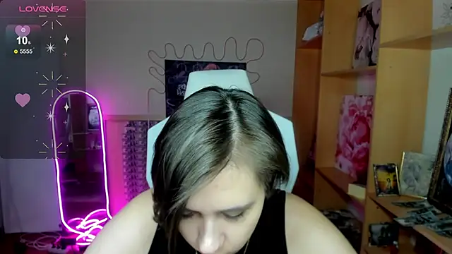 Scarlet Sirenn online show from February 2026 07:18:01 AM