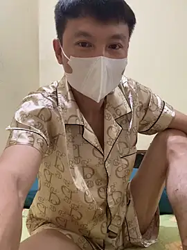 Snapshot of holl110 chatting on March 2026 12:51:02 PM holl110 online show from March 2026 12:51:02 PM