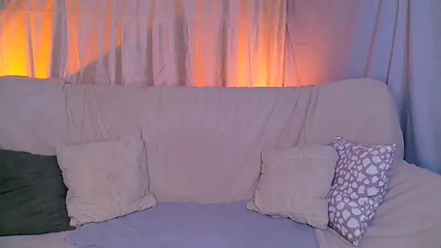 Snapshot of AliceChanel chatting on June 2026 02:49:01 AM AliceChanel online show from June 2026 02:49:01 AM