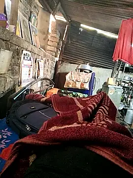 crazyxy12 online show from February 2026 07:05:01 AM