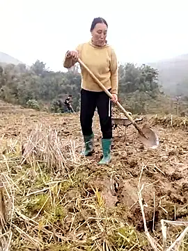 Snapshot of Tina-beo chatting on February 2026 01:32:01 AM Tina-beo online show from February 2026 01:32:01 AM