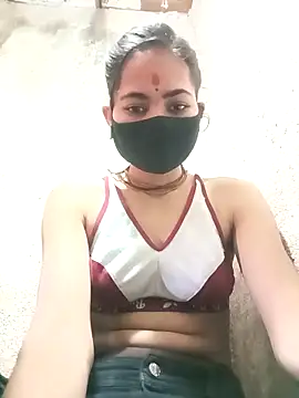 Sunali Bendre online show from March 2026 04:28:02 AM