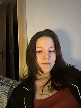 OliaLav online show from February 2026 07:07:01 PM