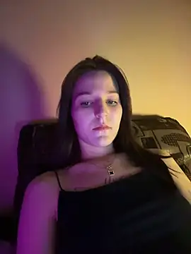 OliaLav online show from February 2026 07:01:02 PM