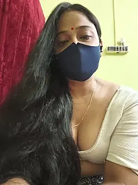 Snapshot of kashish_bhabhi chatting on May 2026 06:03:01 PM kashish bhabhi online show from May 2026 06:03:01 PM
