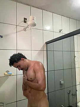 menoquarenta online show from May 2026 08:25:01 PM