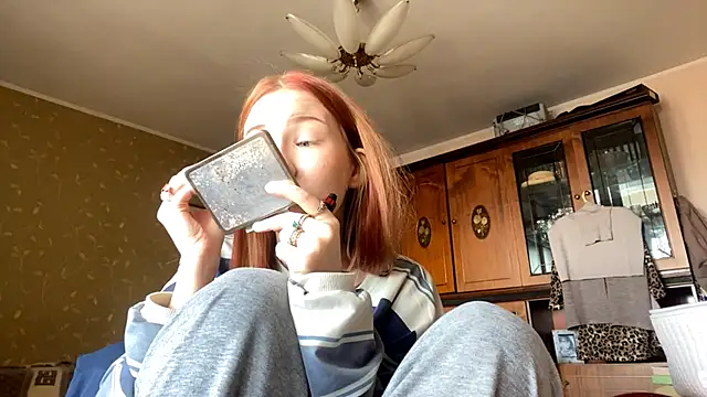 Snapshot of LaureenVielma chatting on February 2026 08:07:01 AM LaureenVielma online show from February 2026 08:07:01 AM