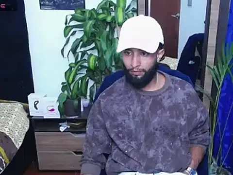 Snapshot of _noahdiaz chatting on February 2026 05:37:01 AM noahdiaz online show from February 2026 05:37:01 AM