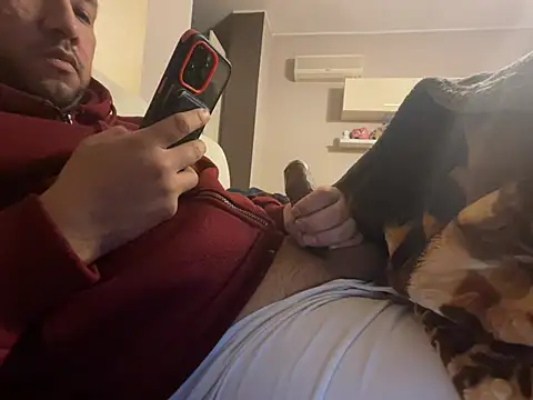 Snapshot of latinocalientehot chatting on February 2026 09:07:01 PM latinocalientehot online show from February 2026 09:07:01 PM