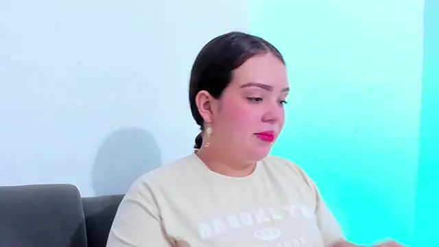 Snapshot of Emely_pregnantt chatting on February 2026 10:27:01 PM Emely pregnantt online show from February 2026 10:27:01 PM