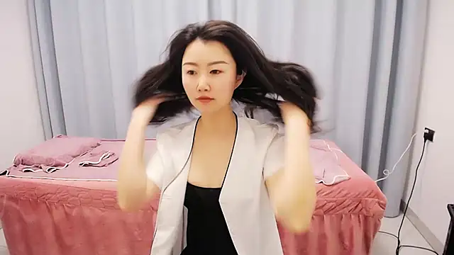 anne2026 online show from April 2026 12:55:01 AM